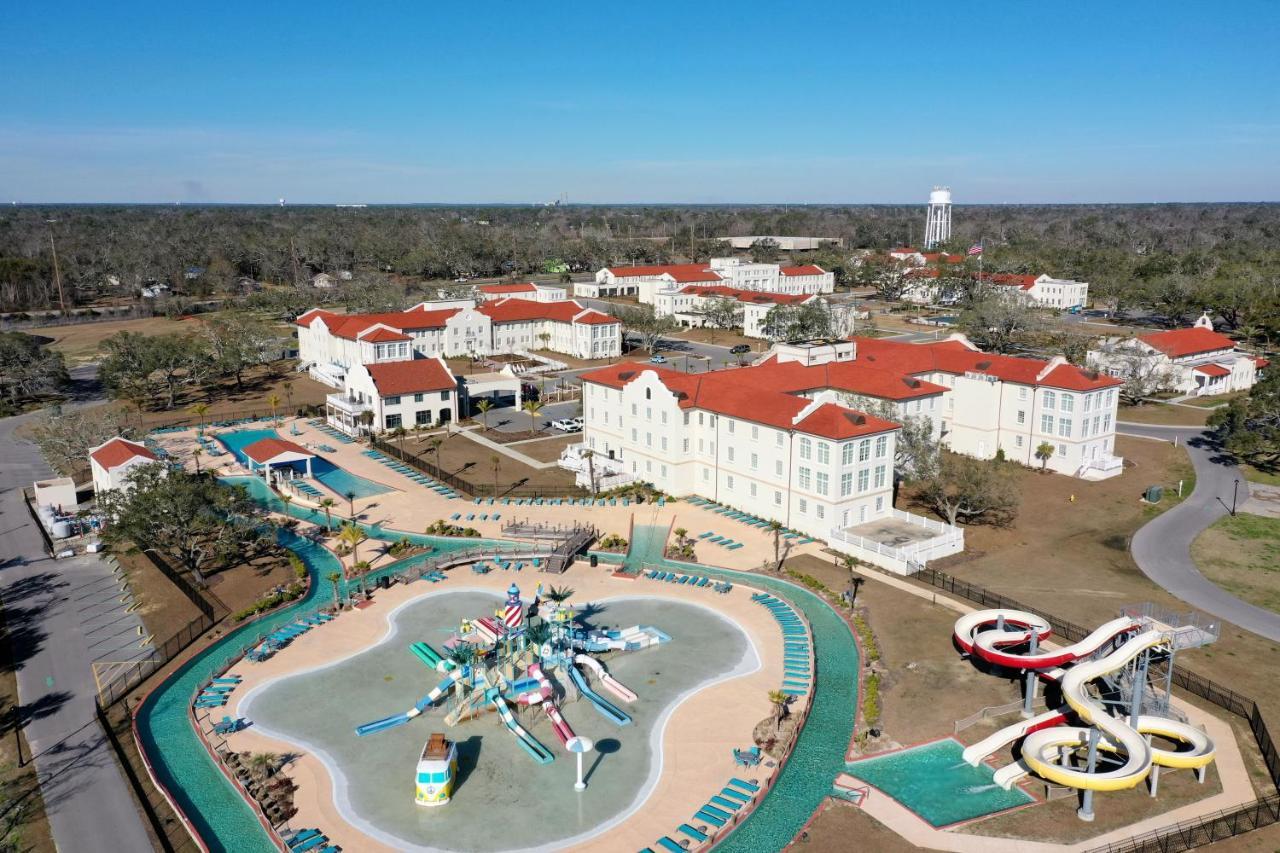 Centennial Plaza Resort Галфпорт Экстерьер фото